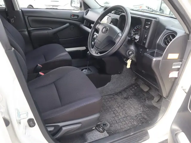 トヨタ サクシードバン 6AE-NHP160V(2WD)の写真28