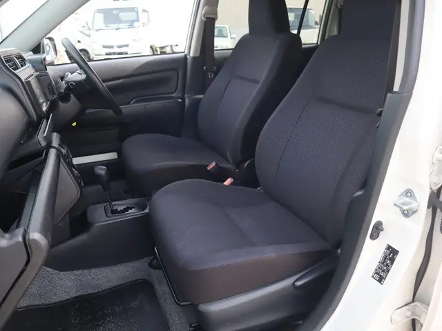 トヨタ サクシードバン 6AE-NHP160V(2WD)の写真31