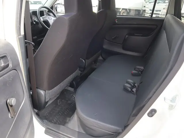 トヨタ サクシードバン 6AE-NHP160V(2WD)の写真34