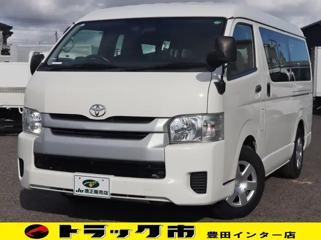 トヨタ ハイエース CBA-TRH214W(2WD)の写真1
