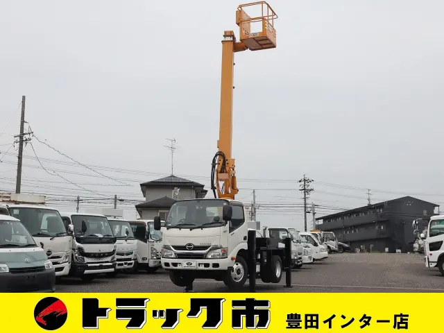 日野 デュトロ TKG-XZU600E(2WD)の写真1