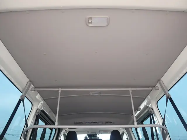 トヨタ ハイエースバン 3DF-GDH201V(2WD)の写真14