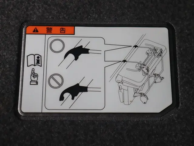 トヨタ ハイエースバン 3DF-GDH201V(2WD)の写真17