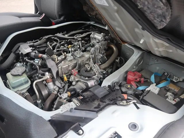 トヨタ ハイエースバン 3DF-GDH201V(2WD)の写真22