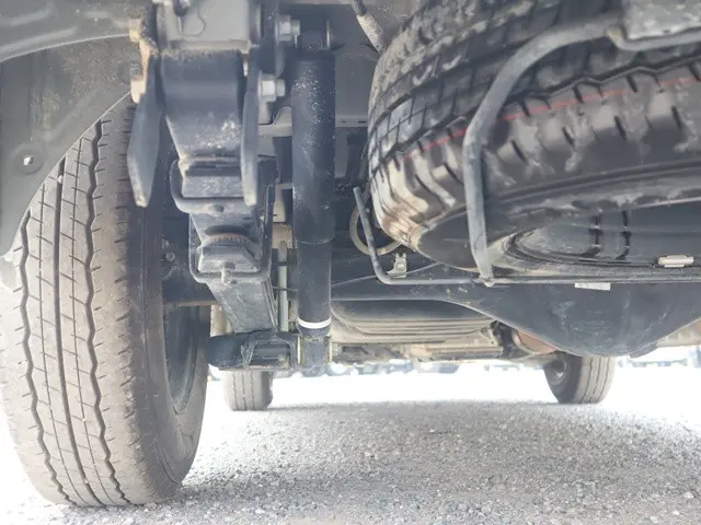 トヨタ ハイエースバン 3DF-GDH201V(2WD)の写真32