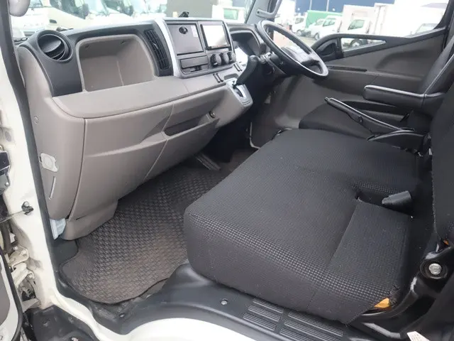 日産 アトラス TRG-FEA5W(2WD)の写真35