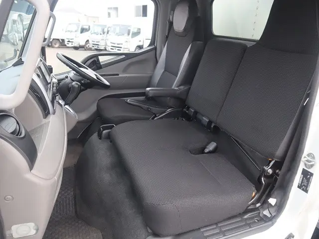 日産 アトラス TRG-FEA5W(2WD)の写真36