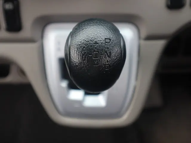 日産 アトラス TRG-FEA5W(2WD)の写真38