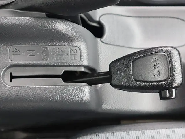 スズキ キャリイ EBD-DA16T(4WD)の写真44