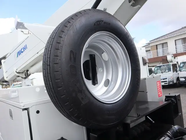 いすゞ エルフ TPG-NKR85AN(2WD)の写真28