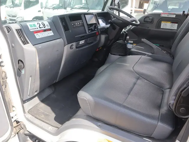 いすゞ エルフ TPG-NKR85AN(2WD)の写真40