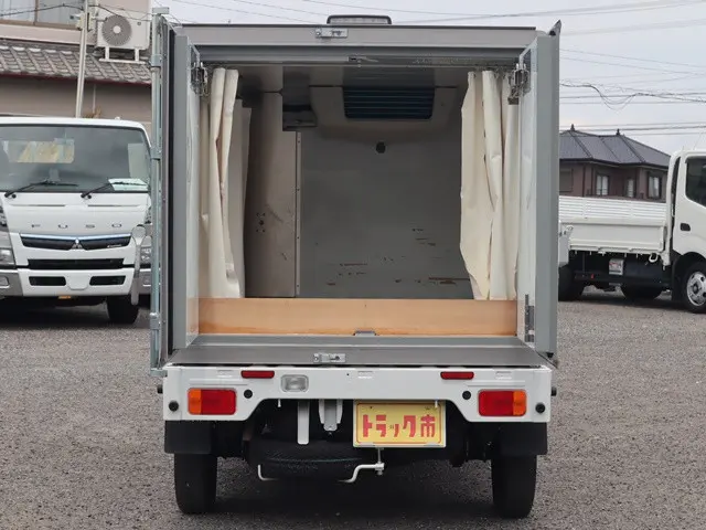 スズキ キャリイ 3BD-DA16T(2WD)の写真11