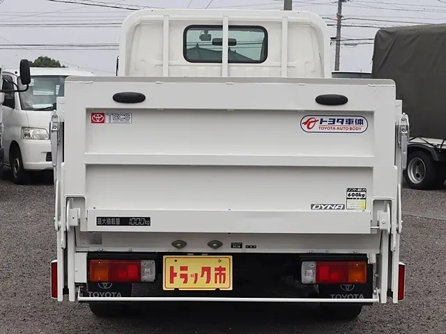 トヨタ ダイナ ABF-TRY220(2WD)の写真6