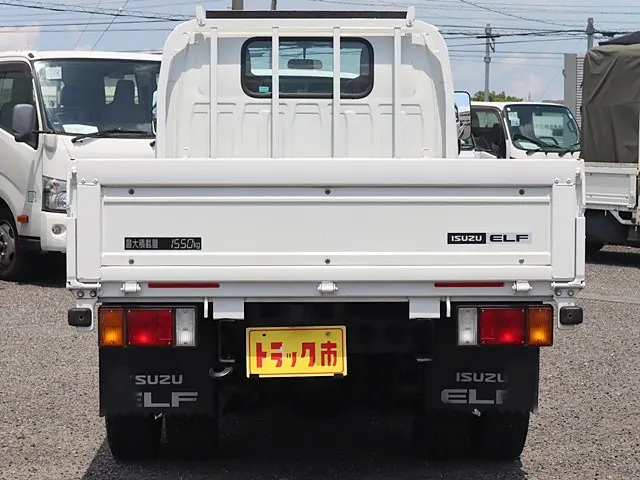 いすゞ エルフ 2RG-NHR88A(2WD)の写真6