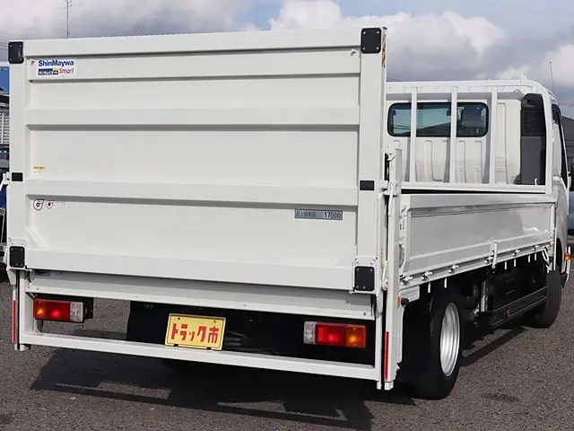 日野 デュトロ 2RG-XZC710M(2WD)の写真5