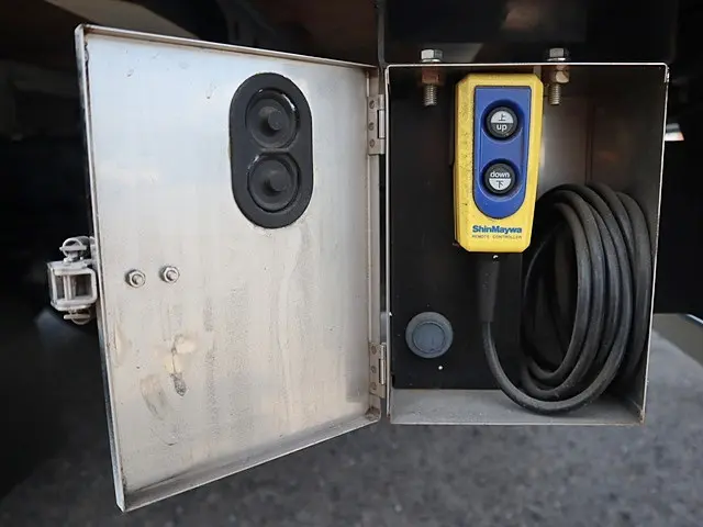 日野 デュトロ 2RG-XZC710M(2WD)の写真15