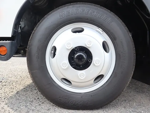 日野 デュトロ 2RG-XZC710M(2WD)の写真30