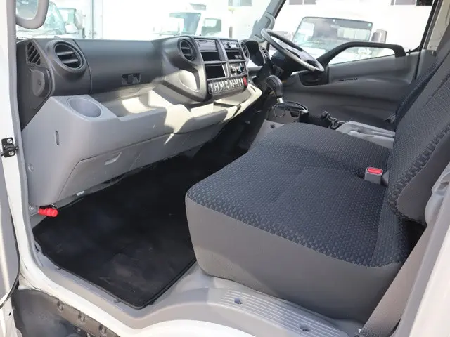 日野 デュトロ 2RG-XZC710M(2WD)の写真37