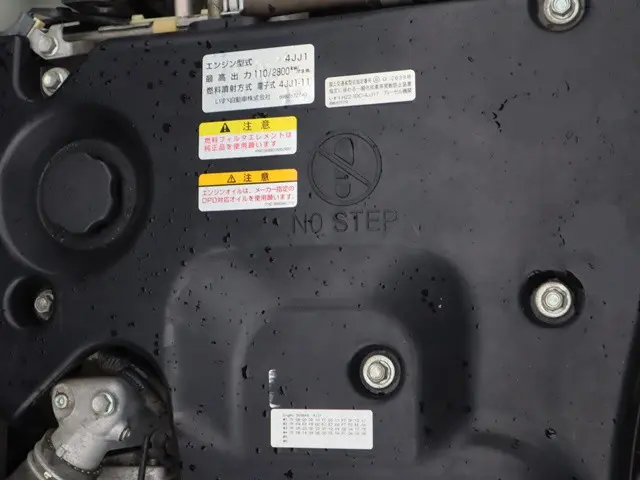 いすゞ エルフ TRG-NPR85AR(2WD)の写真18