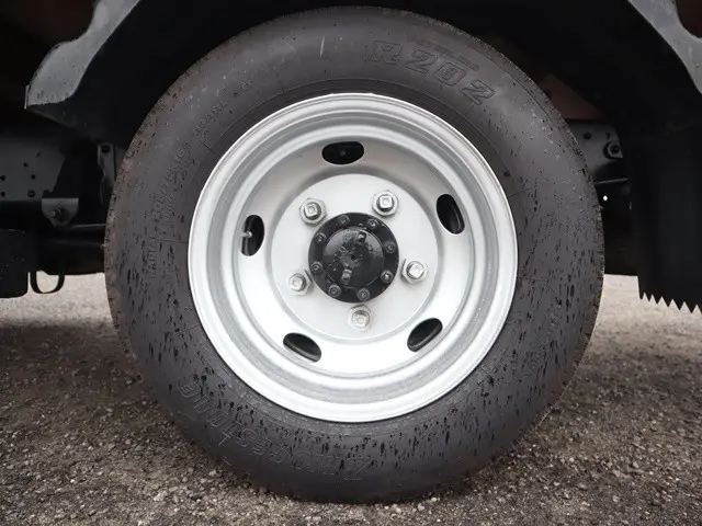 いすゞ エルフ TRG-NPR85AR(2WD)の写真27