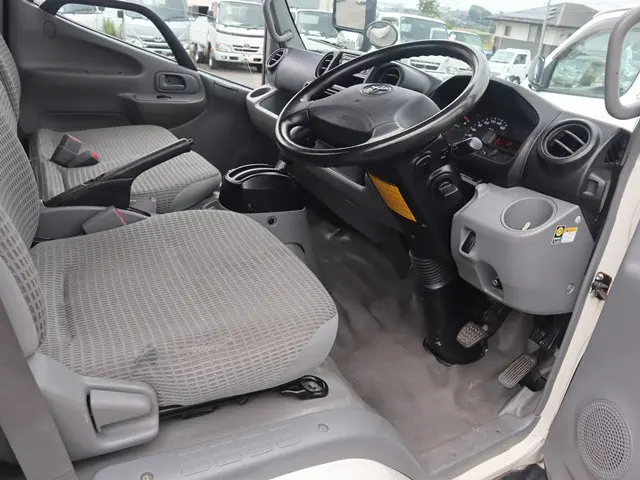 トヨタ ダイナ TPG-XZU605(2WD)の写真30