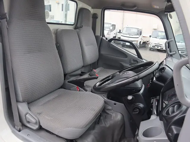 トヨタ ダイナ TPG-XZU605(2WD)の写真31