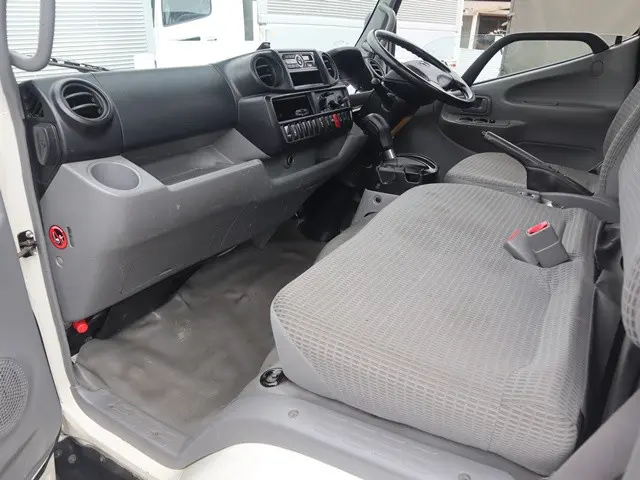 トヨタ ダイナ TPG-XZU605(2WD)の写真32