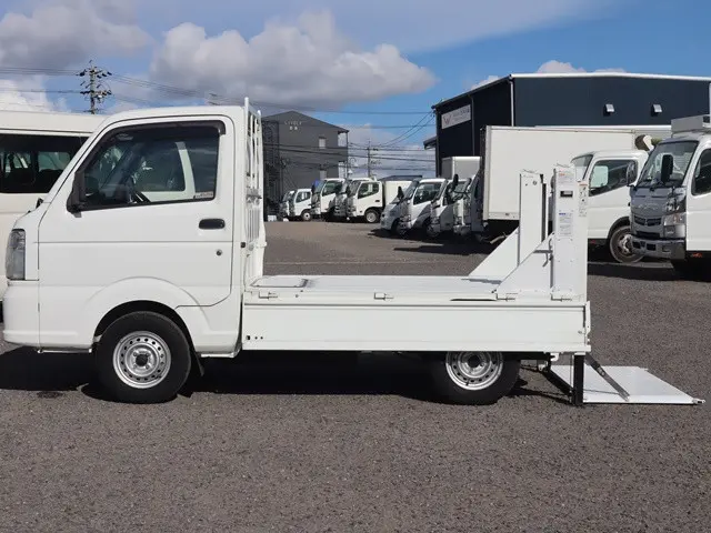 スズキ キャリイ EBD-DA16T(2WD)の写真11