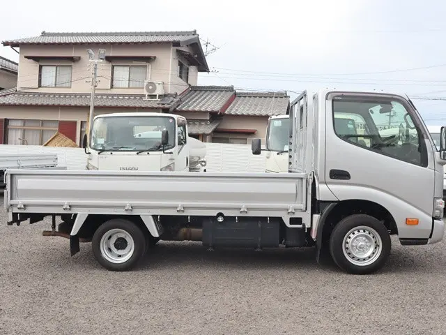 トヨタ ダイナ 3BF-TRY230(2WD)の写真8