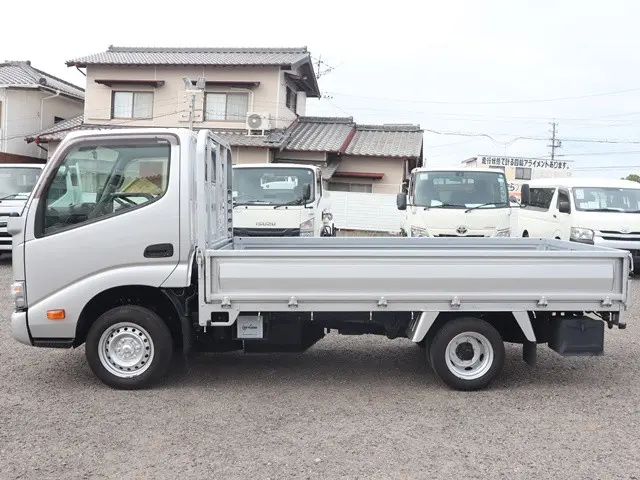 トヨタ ダイナ 3BF-TRY230(2WD)の写真9