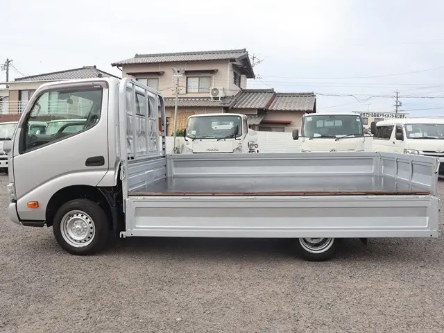 トヨタ ダイナ 3BF-TRY230(2WD)の写真13