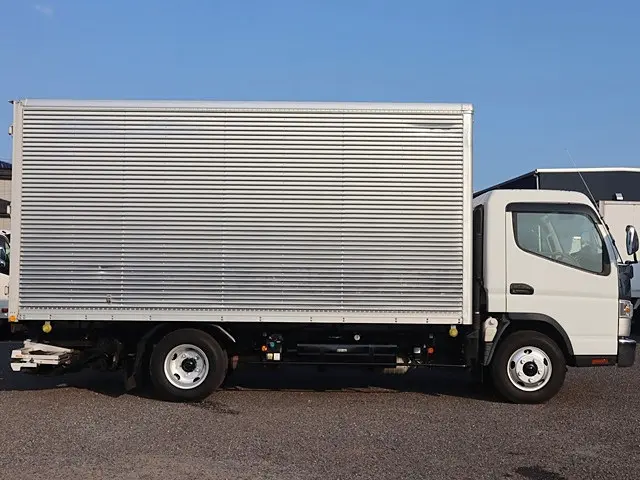 三菱 キャンター 2PG-FEB50(2WD)の写真8