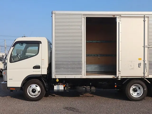 三菱 キャンター 2PG-FEB50(2WD)の写真10