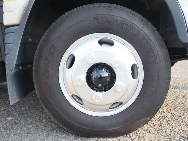 三菱 キャンター 2PG-FEB50(2WD)の写真28