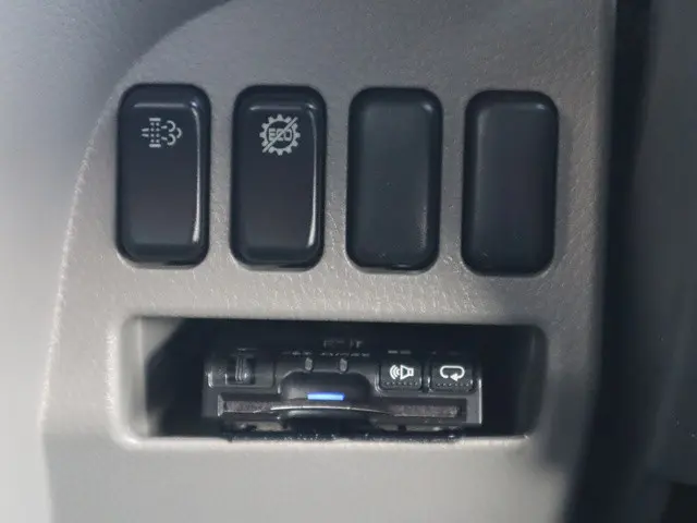 三菱 キャンター 2PG-FEB50(2WD)の写真43