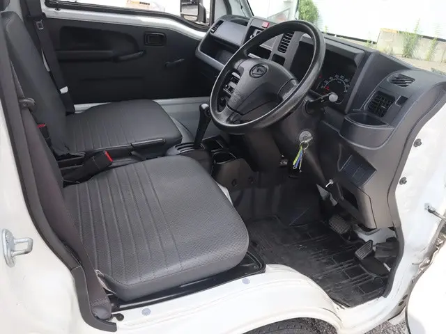 ダイハツ ハイゼットトラック EBD-S500P(2WD)の写真31