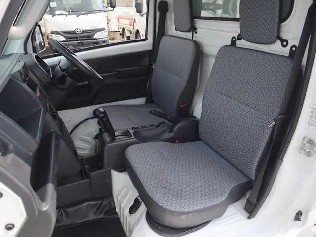 スズキ キャリイ EBD-DA16T(2WD)の写真37