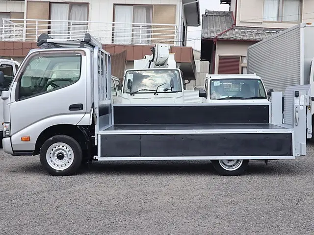 トヨタ トヨエース ABF-TRY230(2WD)の写真13