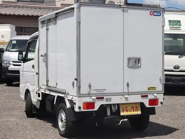 三菱 ミニキャブトラック EBD-DS16T(2WD)の写真7