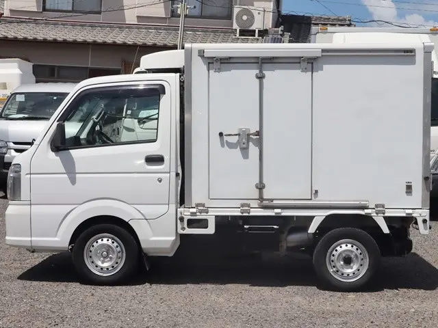 三菱 ミニキャブトラック EBD-DS16T(2WD)の写真9