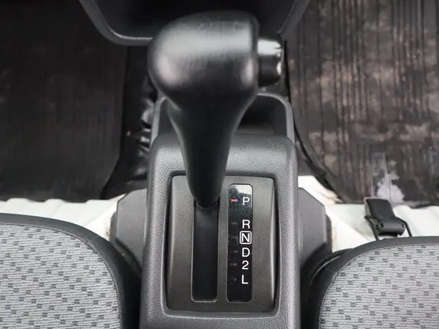 日産 クリッパートラック EBD-DR16T(2WD)の写真38