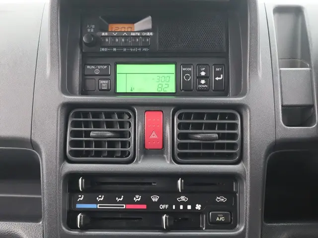 日産 クリッパートラック EBD-DR16T(2WD)の写真39