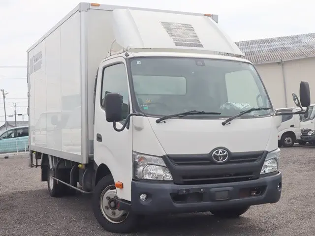 トヨタ ダイナ TKG-XZU710(2WD)の写真2