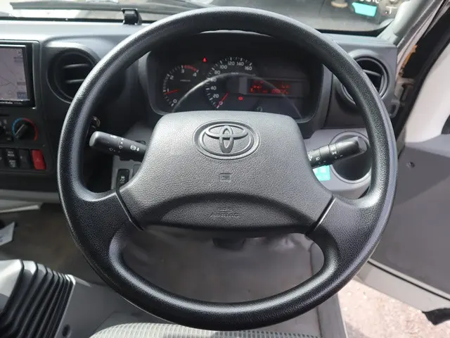 トヨタ ダイナ TKG-XZU710(2WD)の写真4