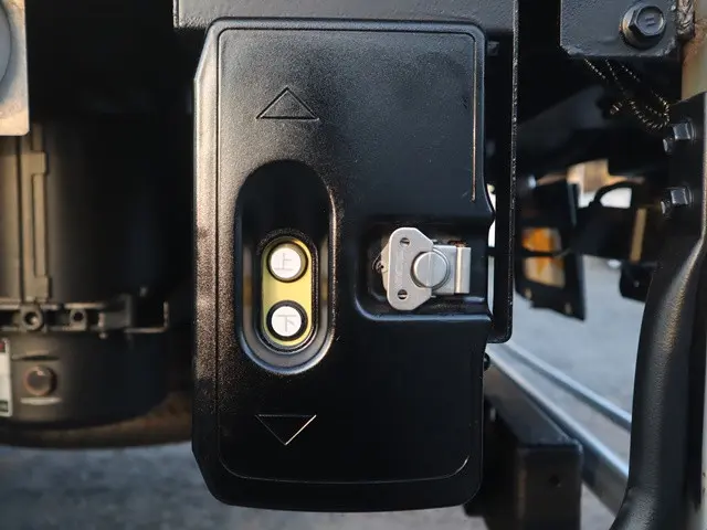 トヨタ ダイナ TKG-XZU710(2WD)の写真16