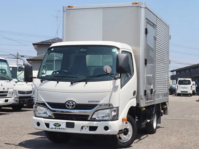 トヨタ ダイナ TPG-XZU605(2WD)の写真2