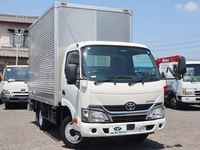 トヨタ ダイナ TPG-XZU605(2WD)の写真4