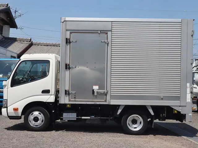 トヨタ ダイナ TPG-XZU605(2WD)の写真9