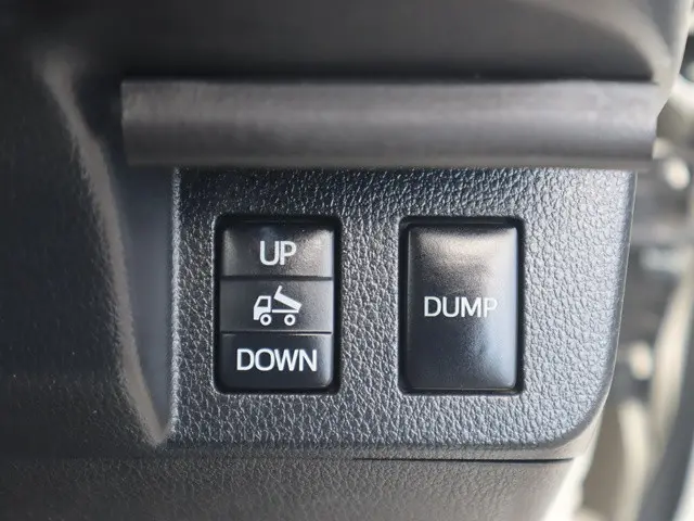 ダイハツ ハイゼットトラック EBD-S510P(4WD)の写真41