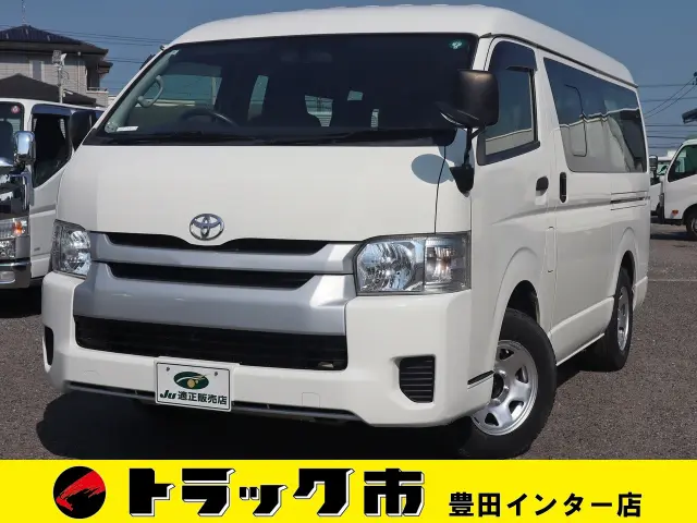 トヨタ ハイエース CBA-TRH219W(4WD)の写真1